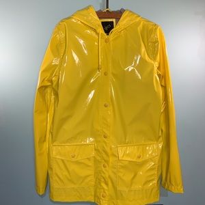G21 classic yellow hooded rain jacket women’s S